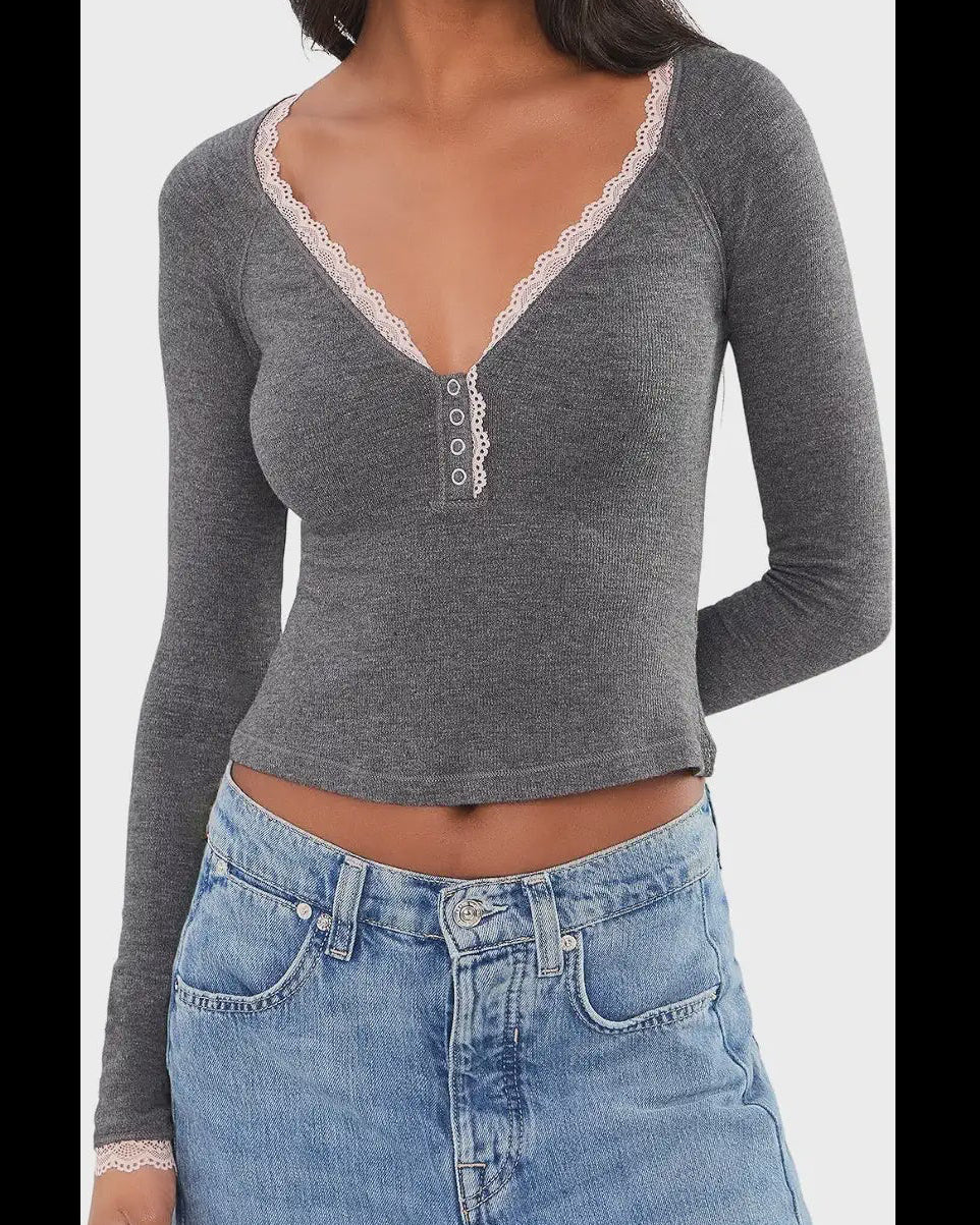 A LITTLE BIT LAYERING CAM