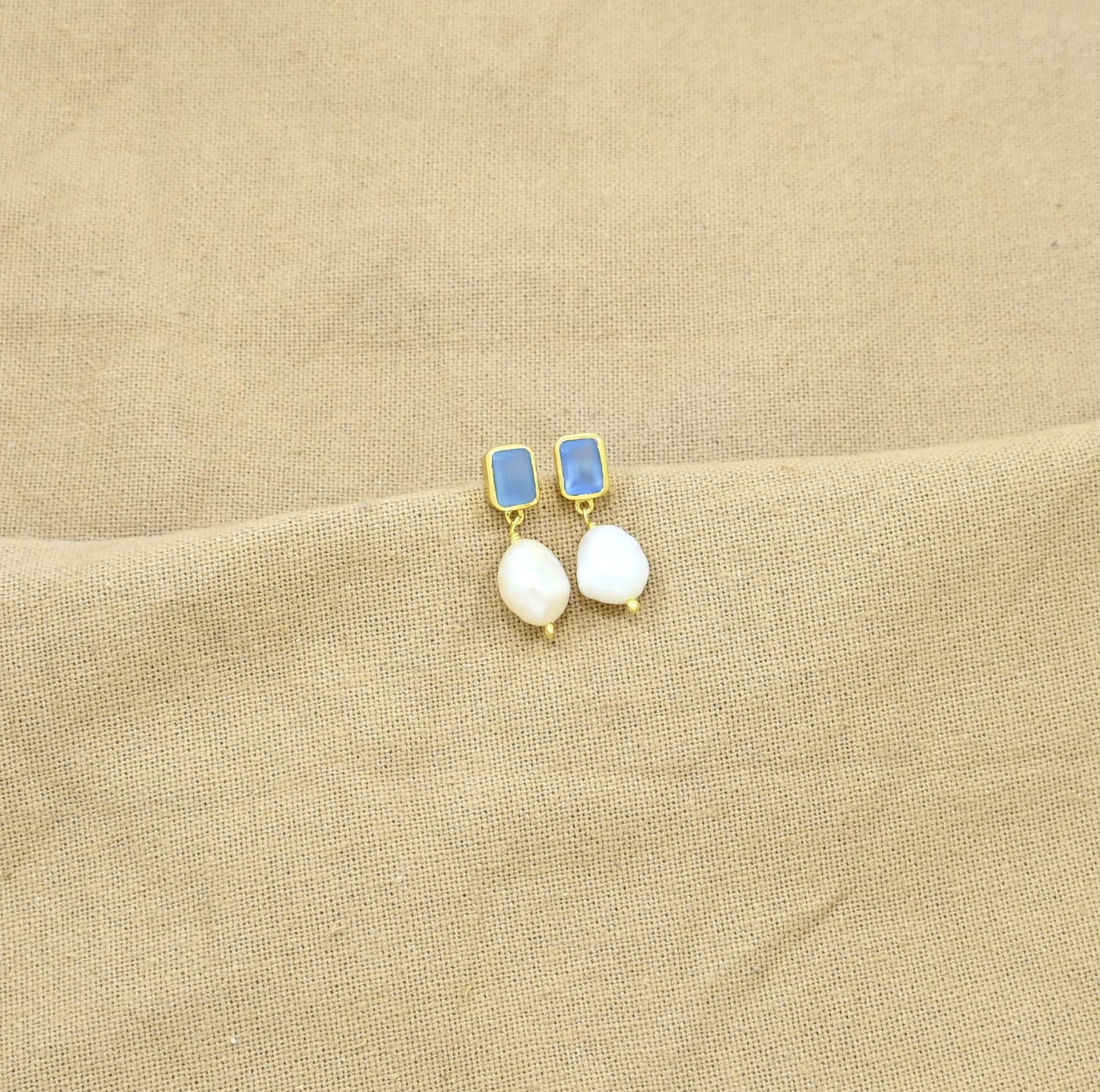 Freya Earrings Gold - Pearl & Blue Chalcedony