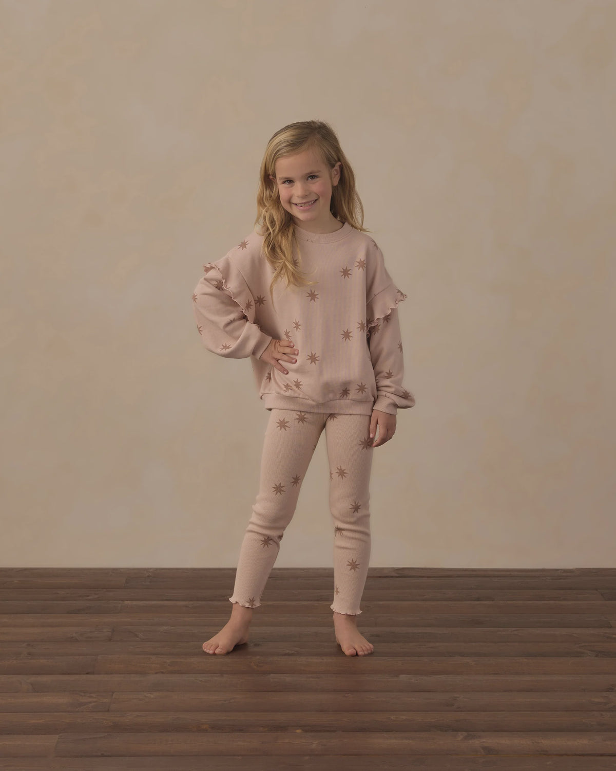 RUFFLE SWEATSHIRT- CLAY STARS