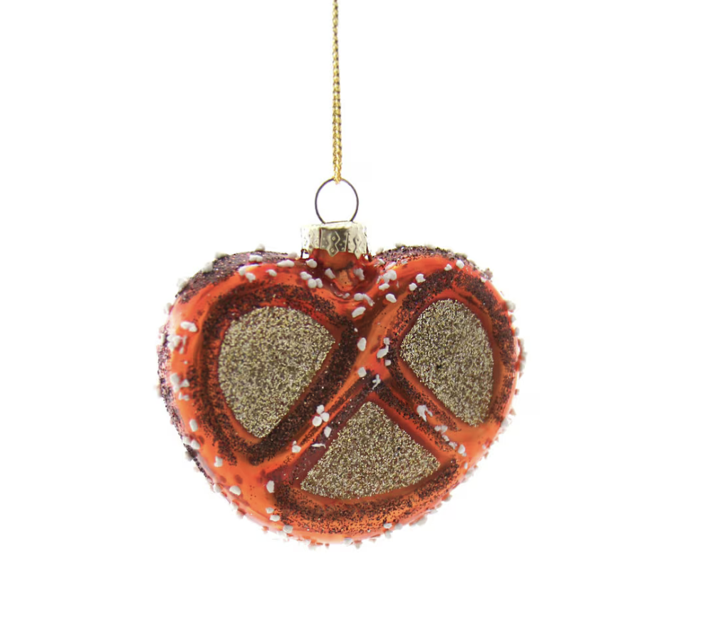 GLITTERY PRETZEL ORNAMENT