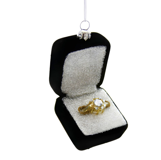 ENGAGEMENT RING - BLACK ORNAMENT