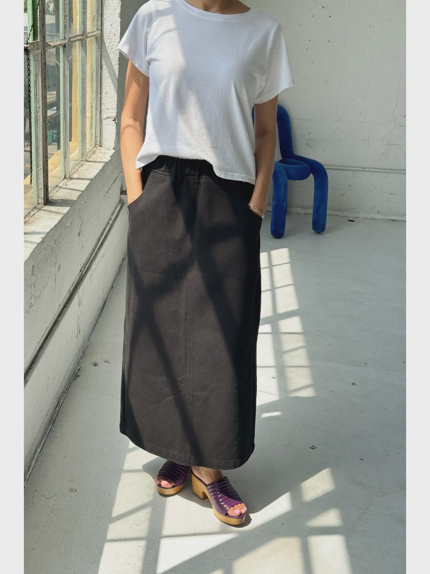 LONG CITY SKIRT